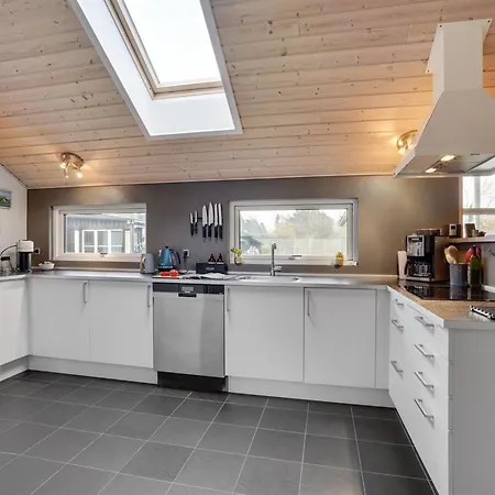 Hegge - 300m From The Sea By Interhome Feriehus Bøtø By